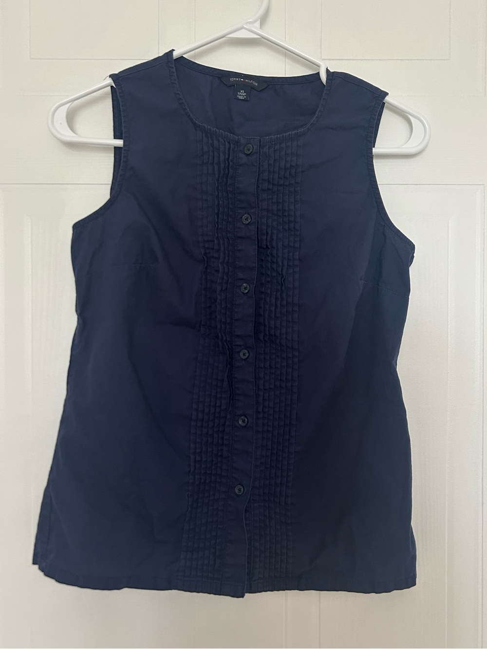Tommy Hilfiger Navy Sleeveless Pintuck Button-Front Camisole
